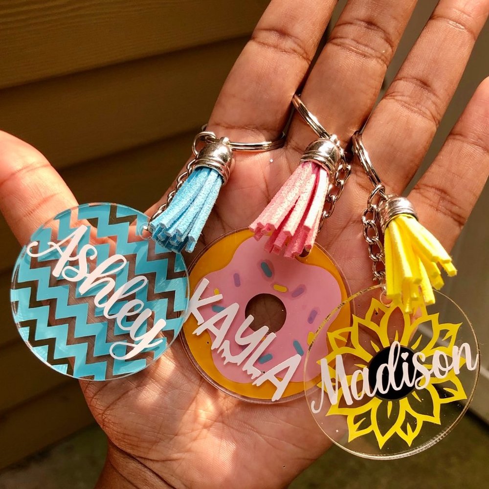 ⭐️2 for $15 ⭐️ Customized Designed Personalized Keychains: Holiday Gift Ideas - Picture 7 of 17